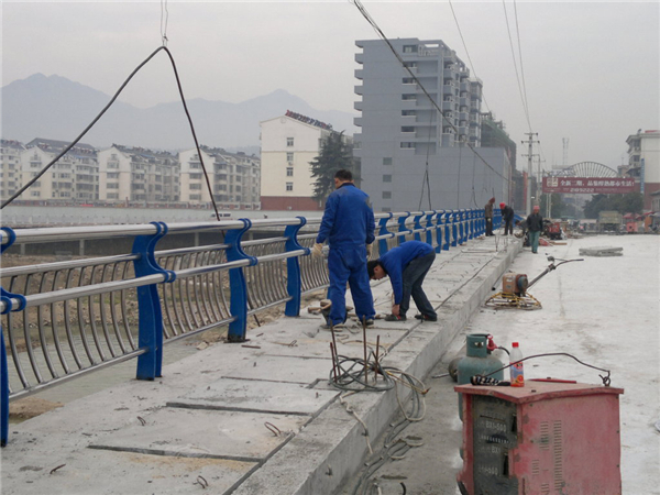 陕西不锈钢复合管护栏常见问题及解决方案